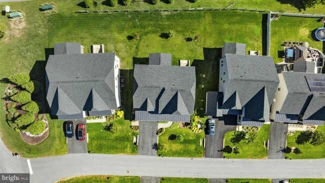 Building Photo - 7147 Starmount Ct