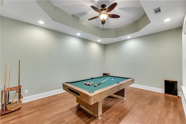 Building Photo - 5861 Yoshino Cherry Ln NE