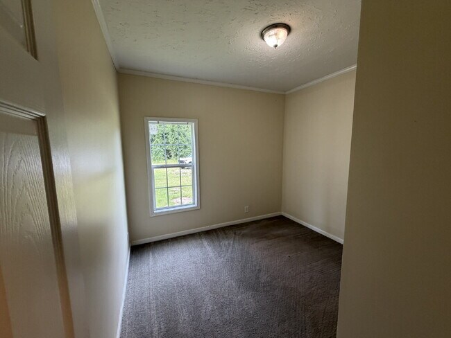 Building Photo - Mobile Home for Rent