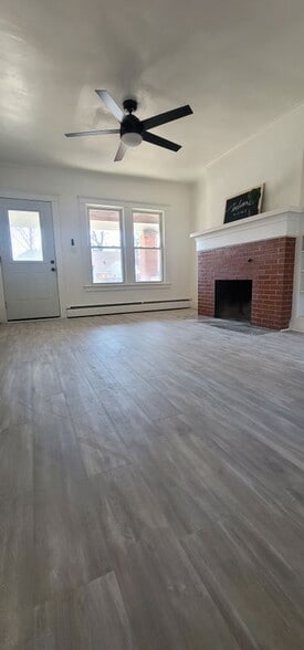 Building Photo - 22230 Tenny St