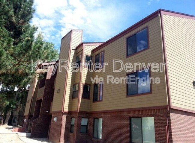 Primary Photo - 8760 Corona St