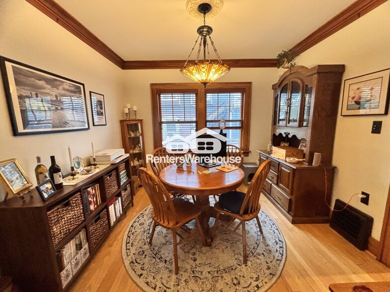 Building Photo - 1211 34th St