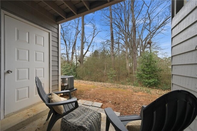 Building Photo - 1677 Wynndowne Trail