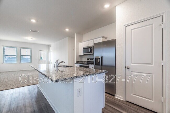 Building Photo - 8360 Falcon Meadow Dr