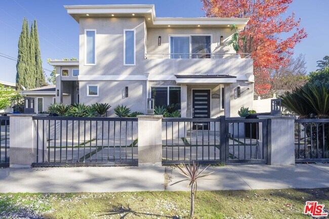 Building Photo - 4538 Dempsey Ave