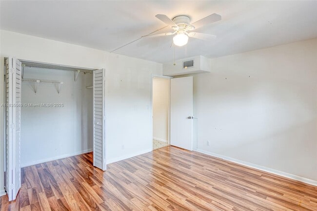 Building Photo - 2303 Lucaya Ln