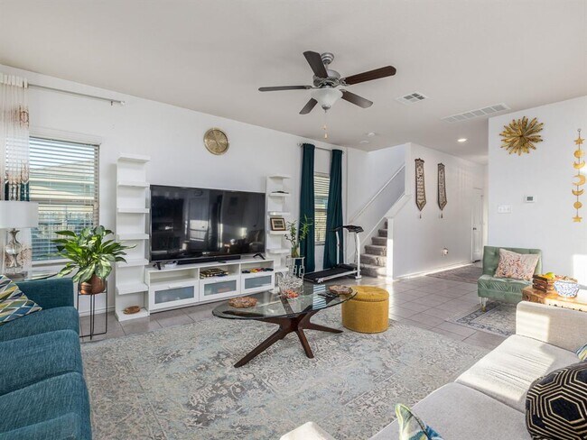 Building Photo - 464 Druse Ln