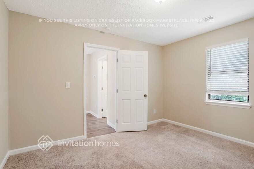 Building Photo - 680 Wood Path Ct