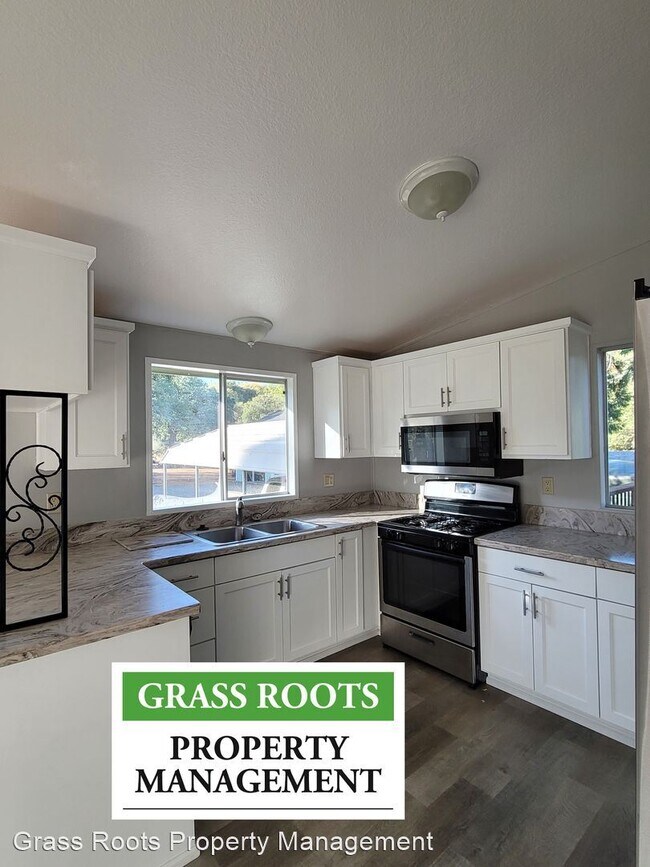 1 br, 1 bath House 10862 Lime Kiln Rd 10862 Lime Kiln Rd Grass