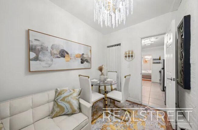 Building Photo - Modern 2BR/2BA in Prime Chinatown | Quick Access to Midtown & Google HQ