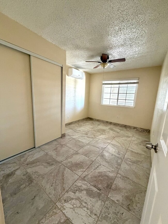 Building Photo - 6614 Tamarisk Ave