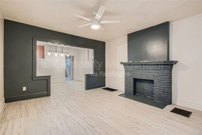 Building Photo - 1099 E 16th Ave