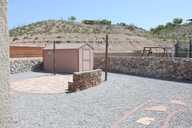 Building Photo - 1458 Senda Del Sol Ln