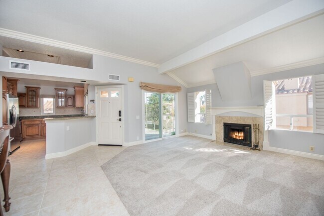 Building Photo - Beautiful Newport Beach Condo