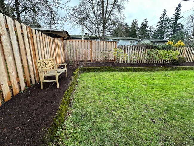 Building Photo - 1/2 Month Free! Sun-Filled 3-Bedroom Ranch with Wood Flooring, A/C, Updated Kitchen & 2-Car Garage!