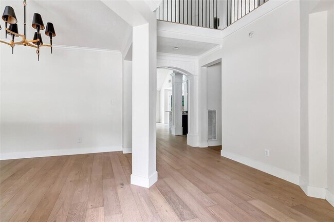 Building Photo - 5010 Cottage Glen Ct