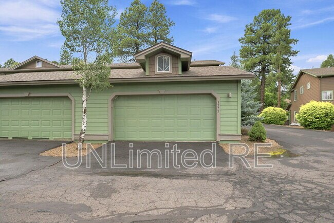 Building Photo - 3272 S Litzler Dr