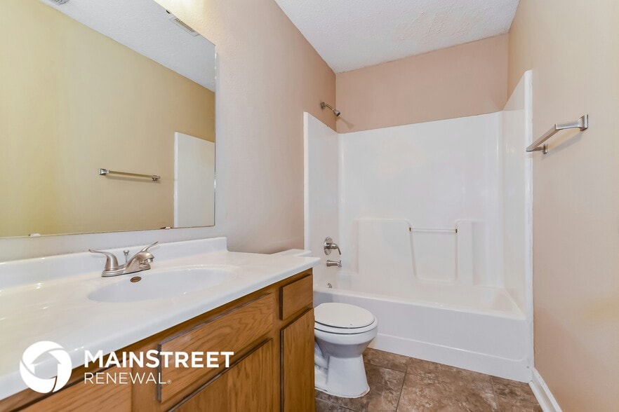 Building Photo - 5378 Milhouse Rd