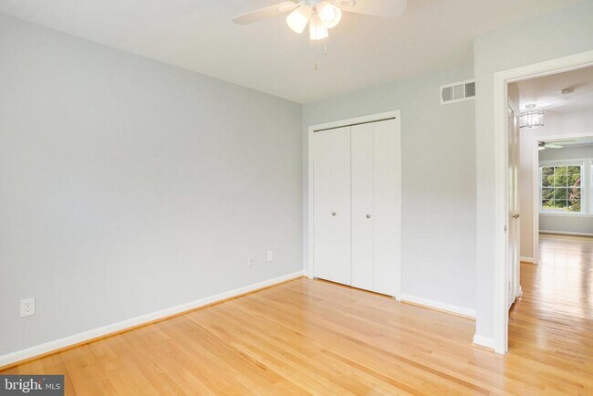 Building Photo - 6820 Wheatley Ct