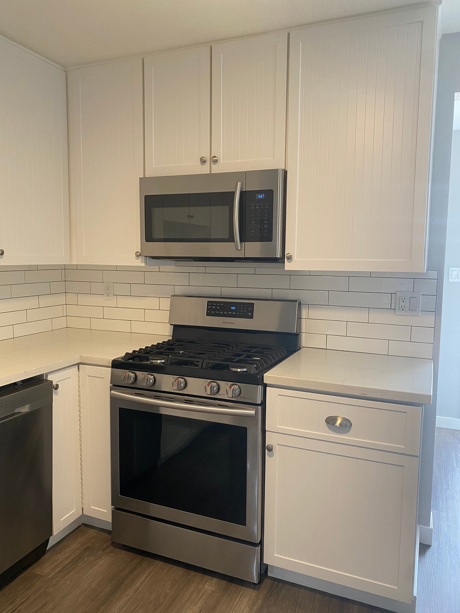 Kitchen - 2411 Gates Ave