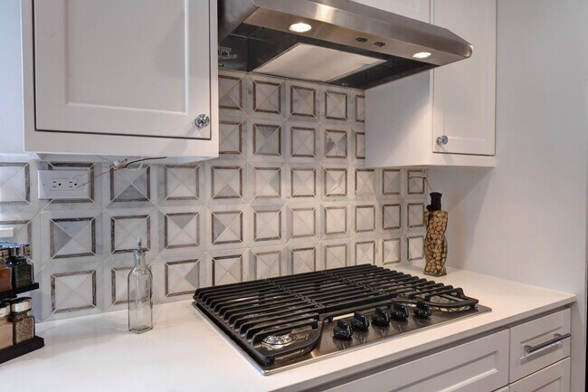 Building Photo - 1706 Cedar Creek Ct