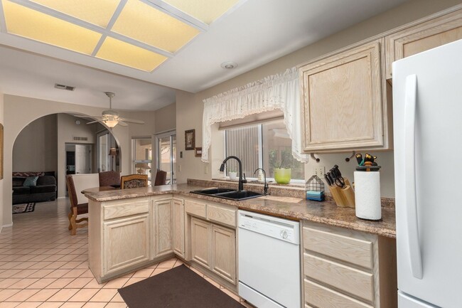 Building Photo - Furnished Rental, 55+, Move In Today!