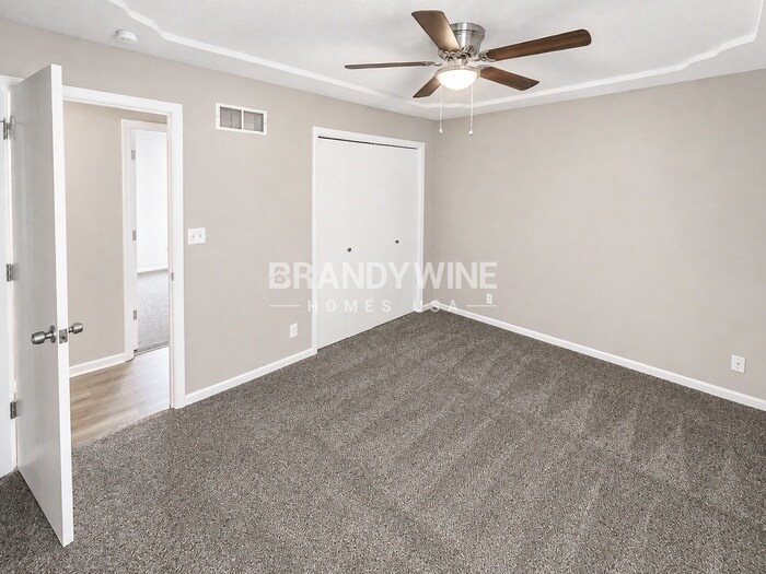Building Photo - 106 S Prairie Rose St