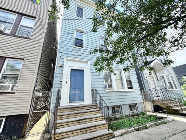 Building Photo - 532 S 20th St