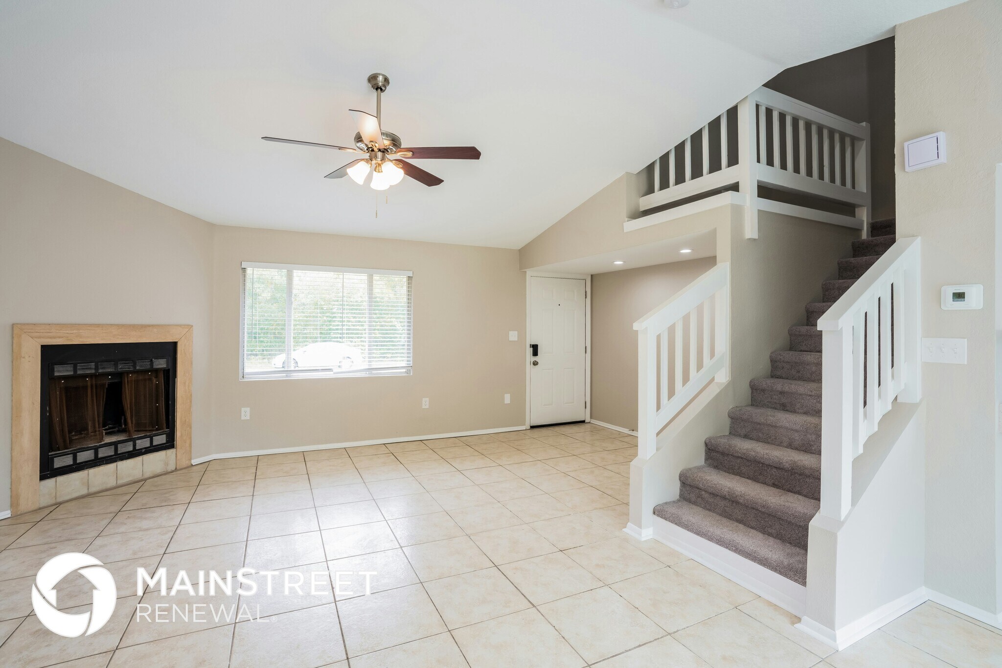 Building Photo - 1043 Cazenovia St