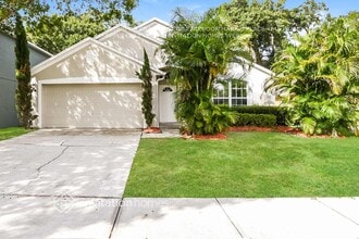 Building Photo - 2055 Golden Ivy Way