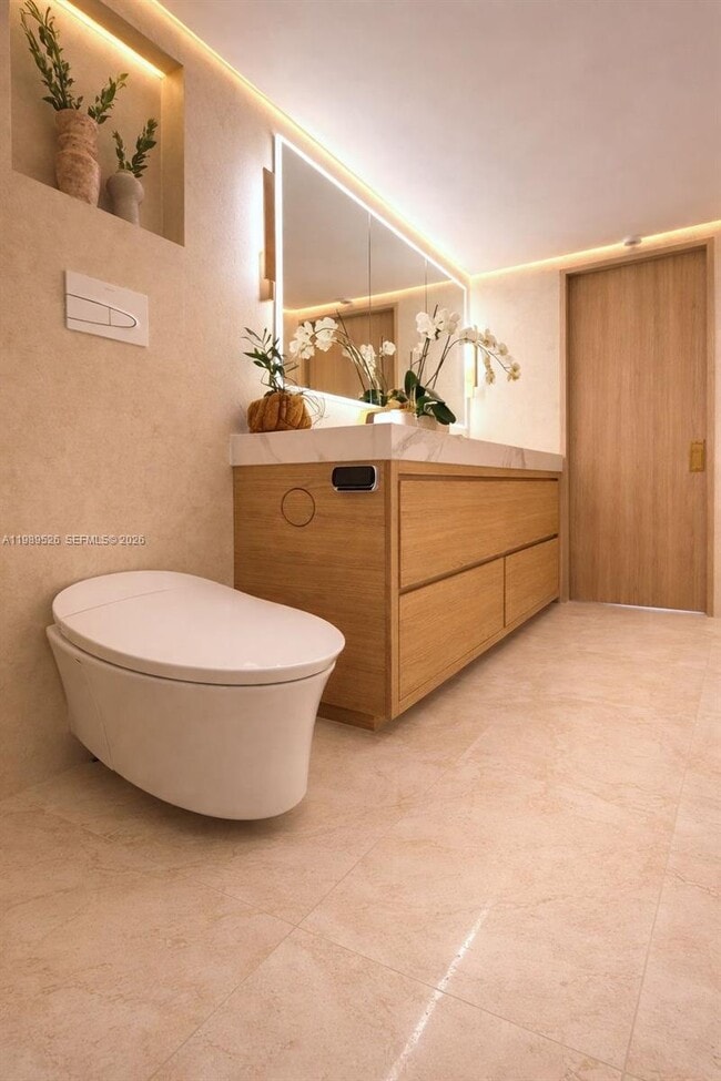 Building Photo - 1000 West Ave