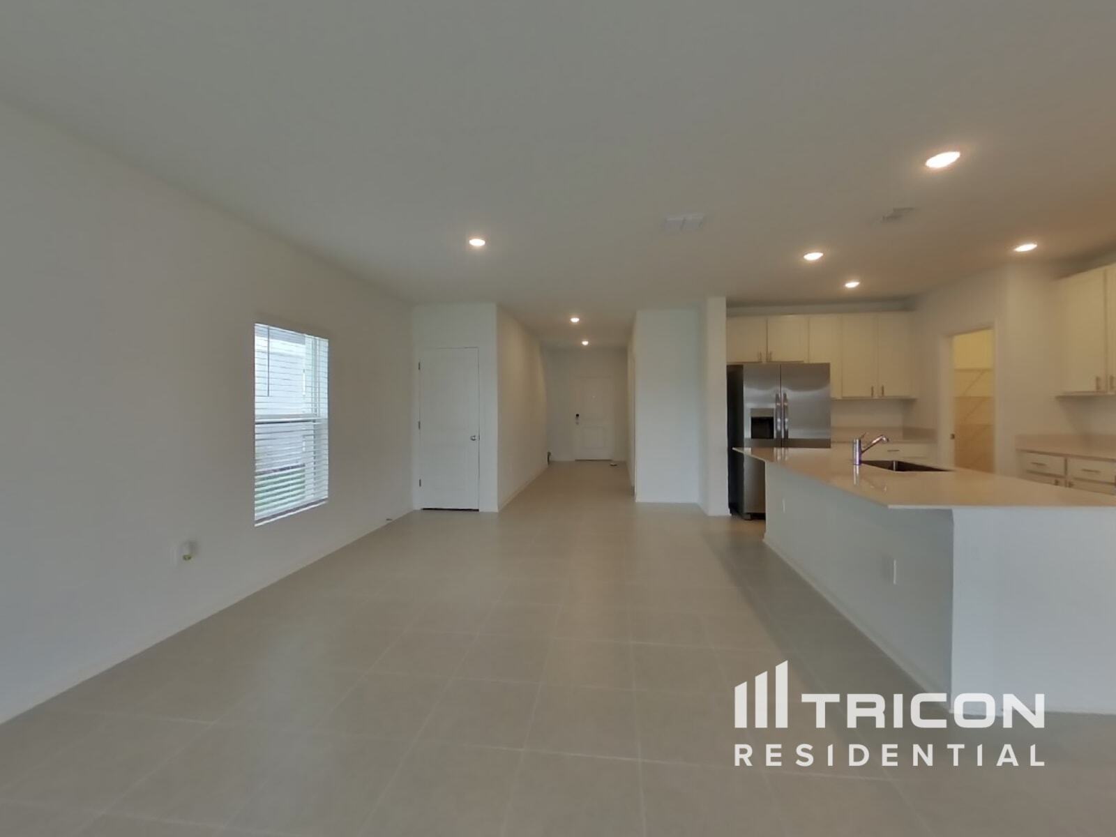 Building Photo - 5648 Gingham Dr