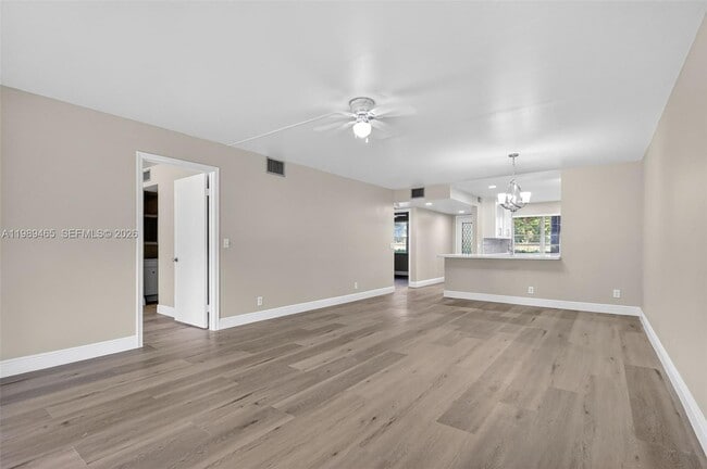 Building Photo - 12500 SW 5th Ct