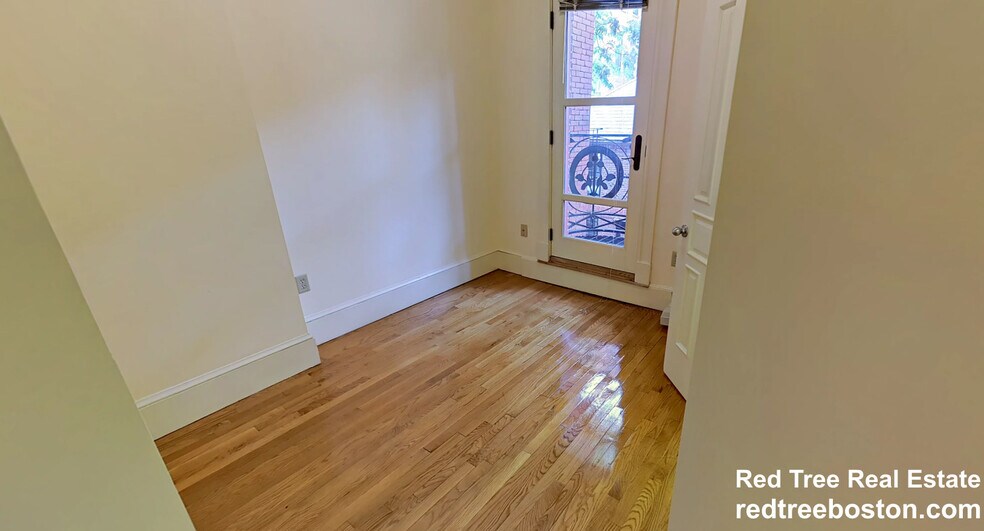 Building Photo - 295 Commonwealth Ave