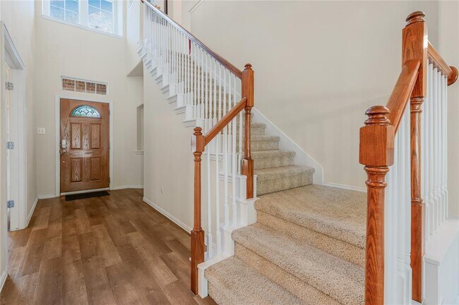 Building Photo - 1009 Rutherford Dr