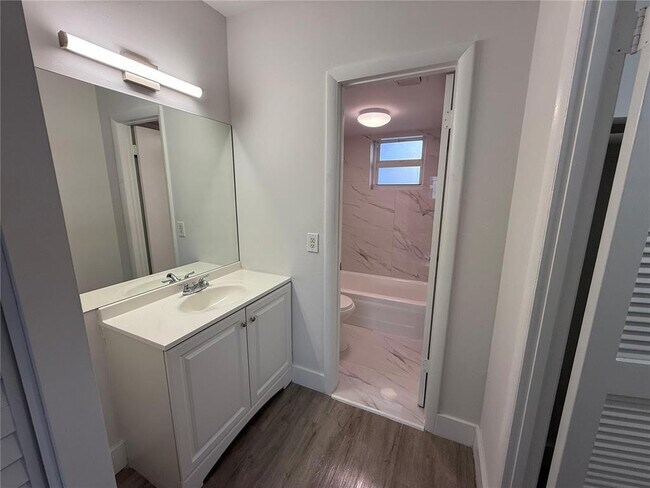 Building Photo - 3626 NE 168th St