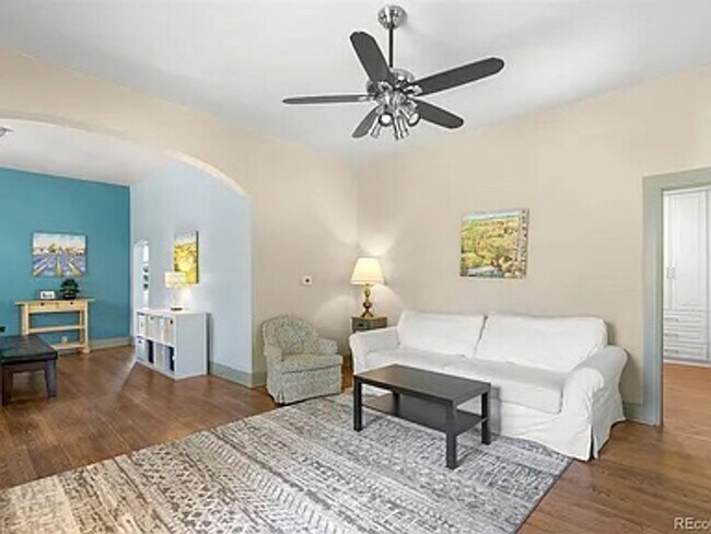 Building Photo - Charming 2 Bed 2 Bath house with Basement flex room in the heart of Englewood!