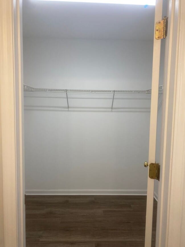 Building Photo - Walkers Woods - 3 Bed / 2 Bath Single Family Home for Rent