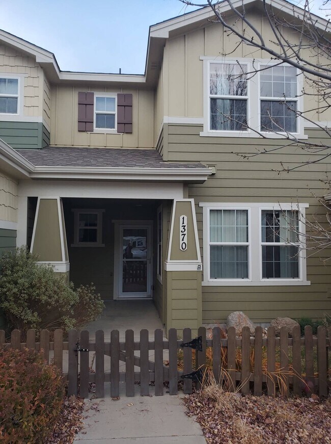 Primary Photo - 1370 Gold Hill Mesa Dr