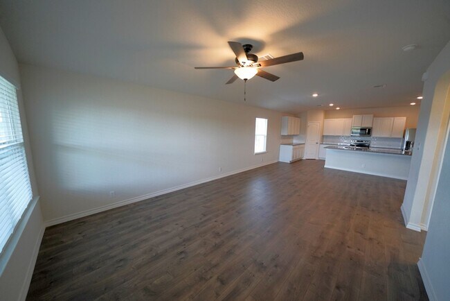 Building Photo - Like New Home in Red River Ranch (Cibolo)! -  Realtor Commission: $500