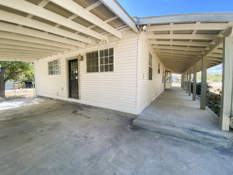 Building Photo - 143 Jasmine Ln