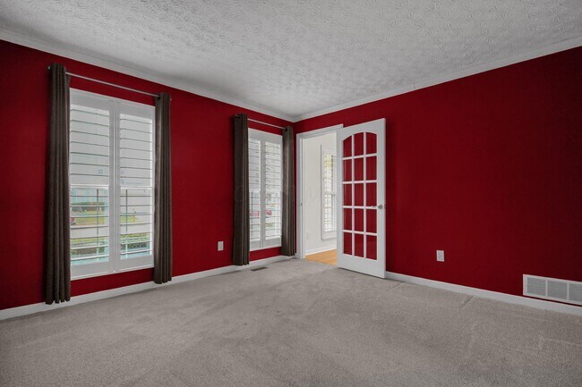 Building Photo - 2230 Seton Dr