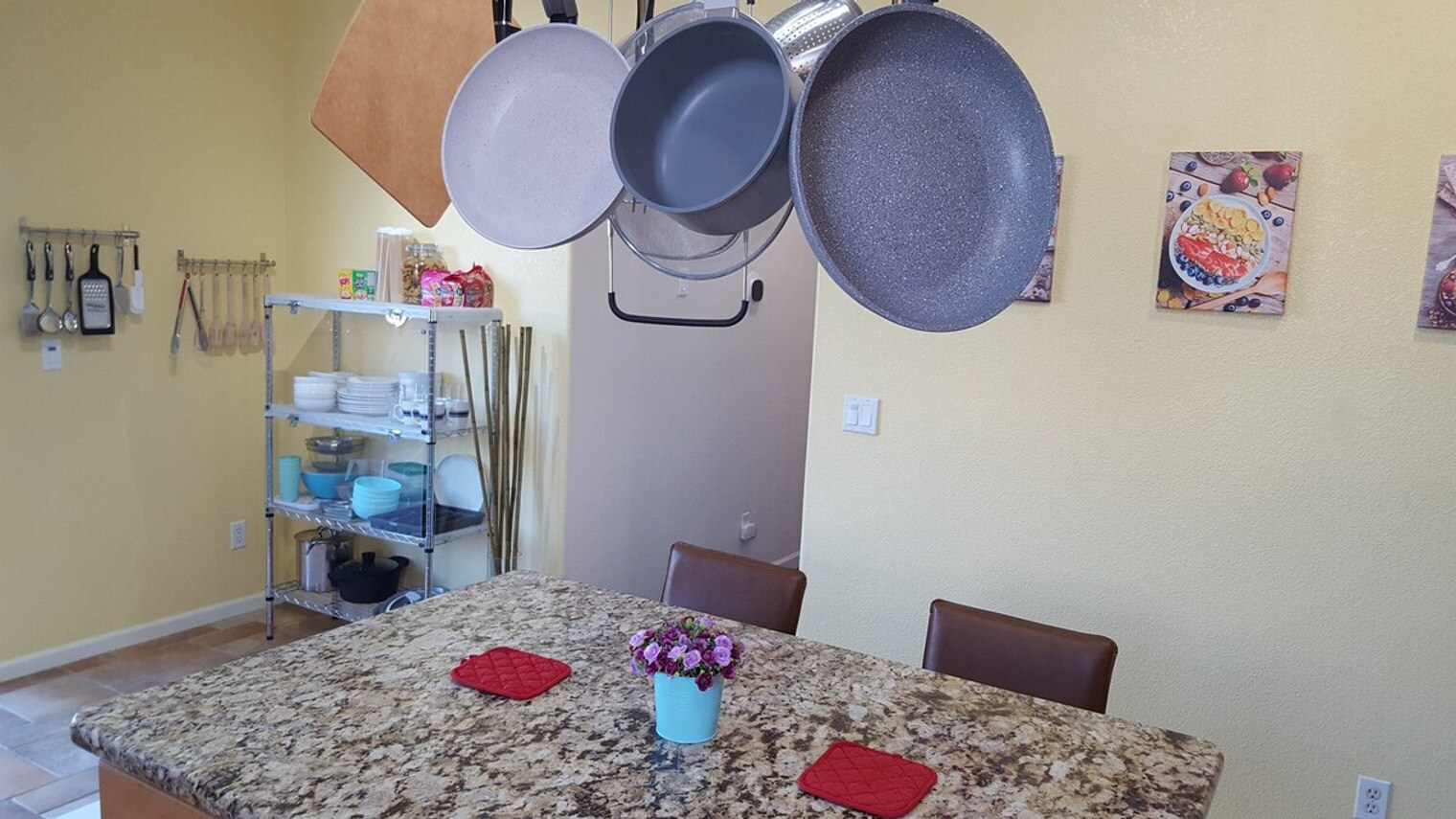 Building Photo - 2393 Sapphire Ridge Way