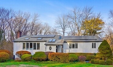 Building Photo - 10 Tupelo Rd