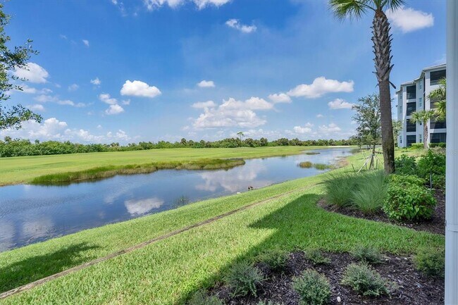 Building Photo - 14071 Heritage Landing Blvd