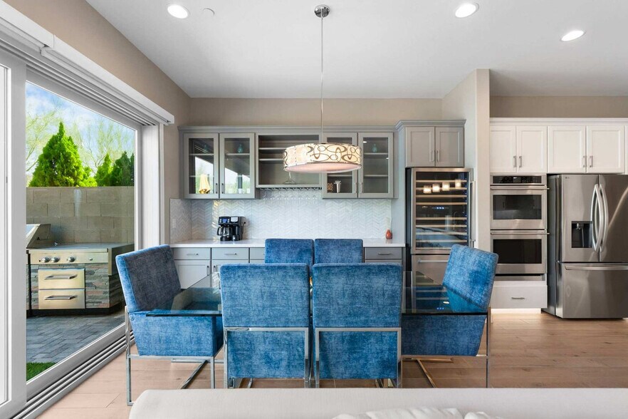 Building Photo - 7356 E Vista Bonita Dr