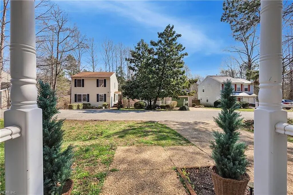 Building Photo - 4048 Bradshaw Dr