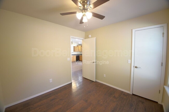 Building Photo - 89 W Fairlane Ct