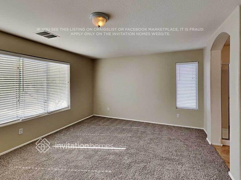 Building Photo - 16662 W Belleview St