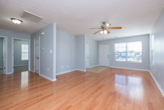 Building Photo - 111 Santa Monica Dr